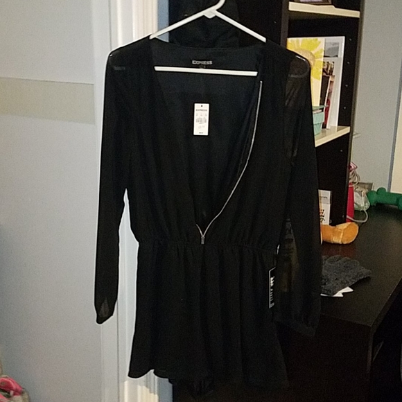 Dress/shorts - Picture 2 of 3